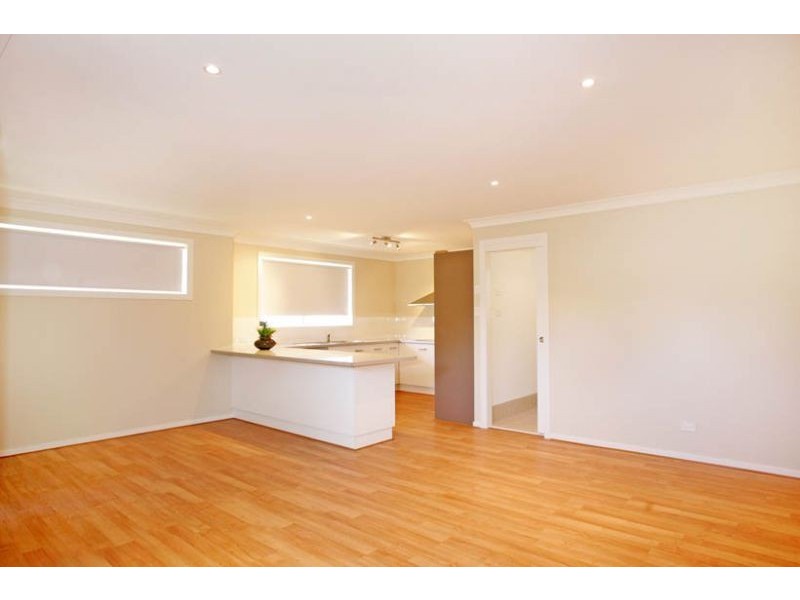 2/44 Goobarabah Avenue, Gorokan NSW 2263