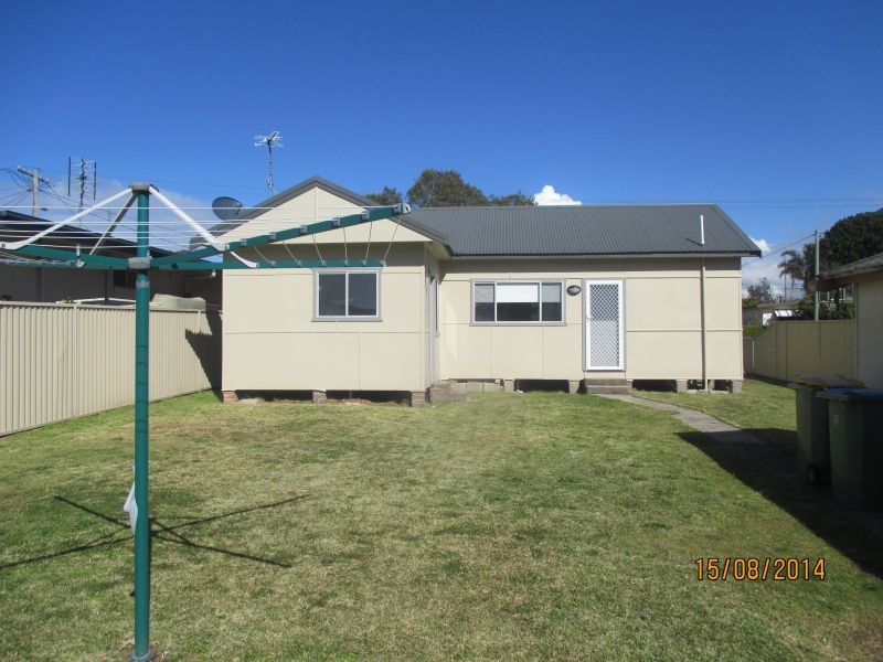 18 Hammond Road, Toukley NSW 2263