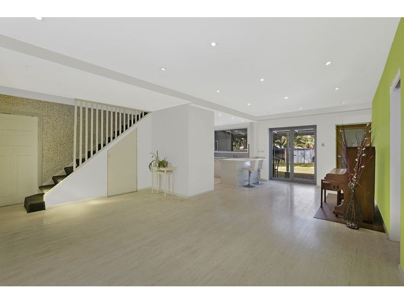 6 Danbury Avenue, Gorokan NSW 2263