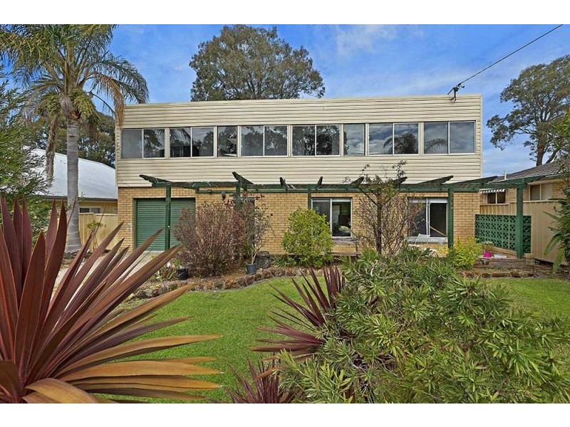 6 Danbury Avenue, Gorokan NSW 2263