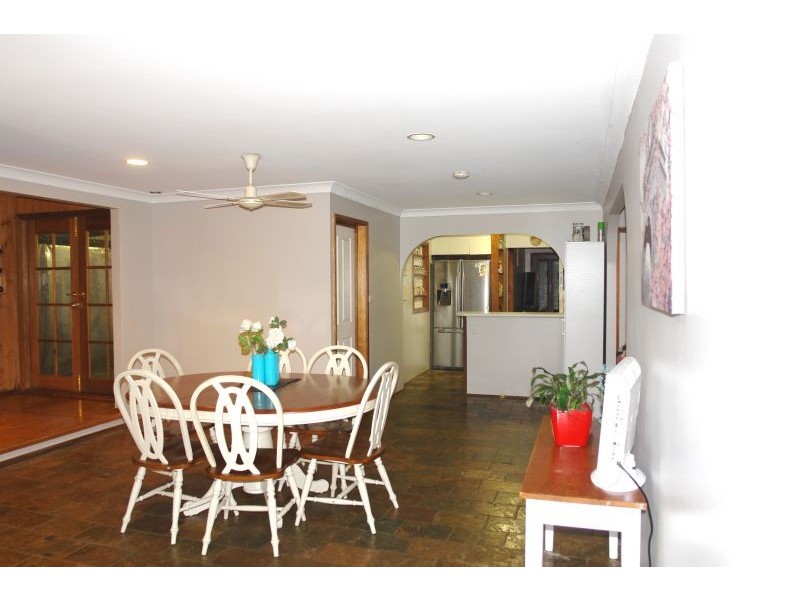 35 Pearce Road, Kanwal NSW 2259