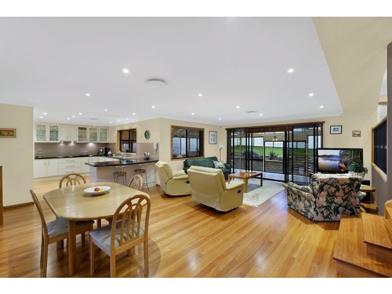 13 Wallum Crescent, Woongarrah NSW 2259