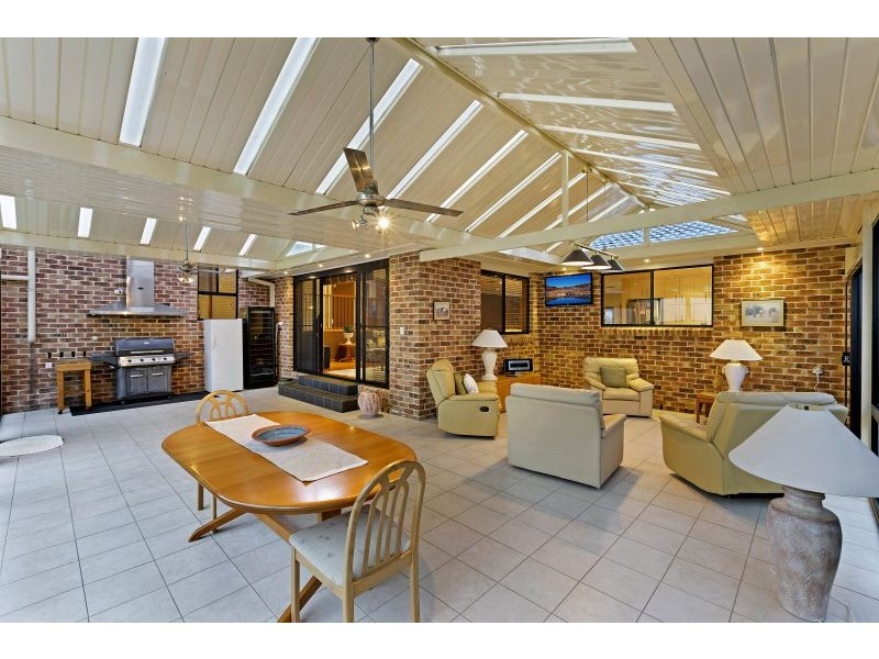 13 Wallum Crescent, Woongarrah NSW 2259