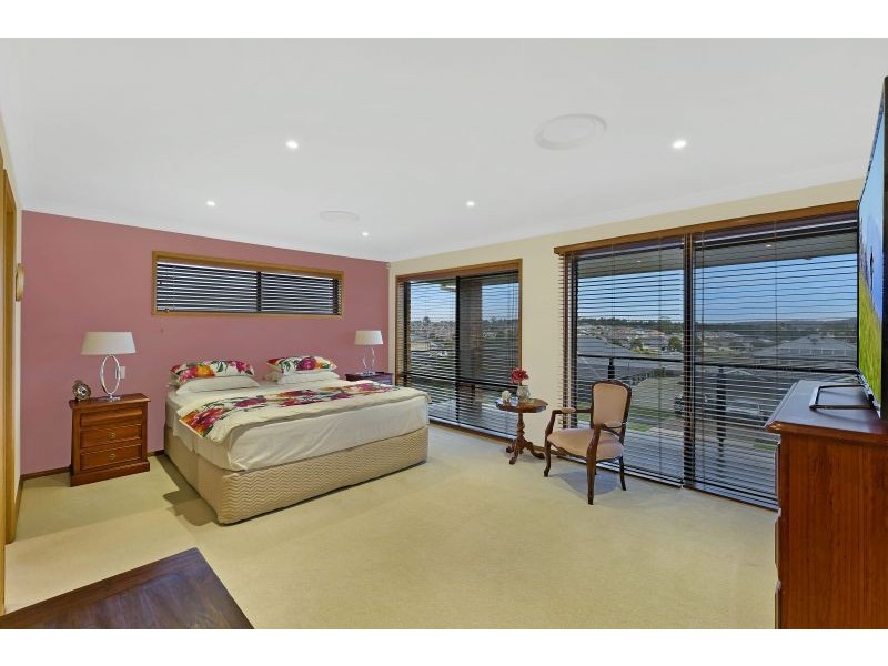 13 Wallum Crescent, Woongarrah NSW 2259