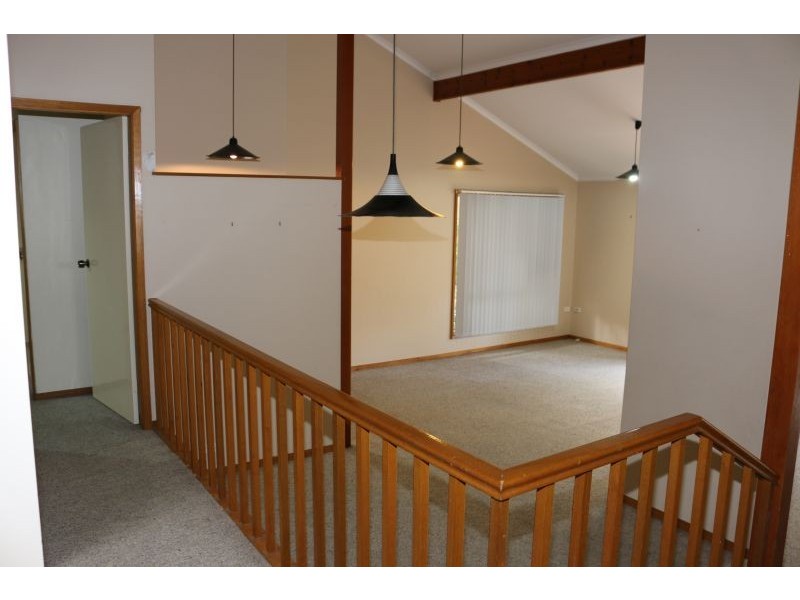 14 Donald Avenue, Kanwal NSW 2259