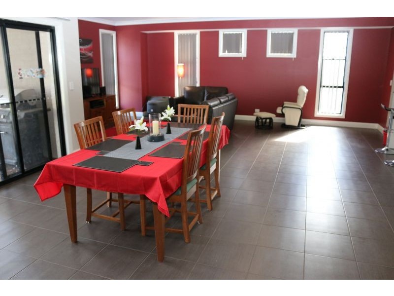 26 Drovers Way, Wadalba NSW 2259