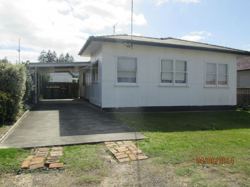 10 Yethonga Avenue, Blue Bay NSW 2261