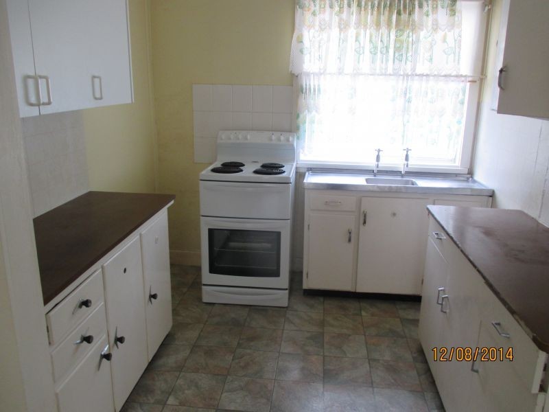 10 Yethonga Avenue, Blue Bay NSW 2261