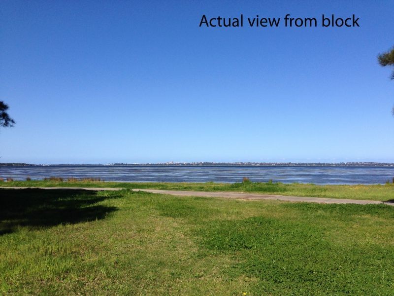 379a Lakedge Ave, Berkeley Vale NSW 2261