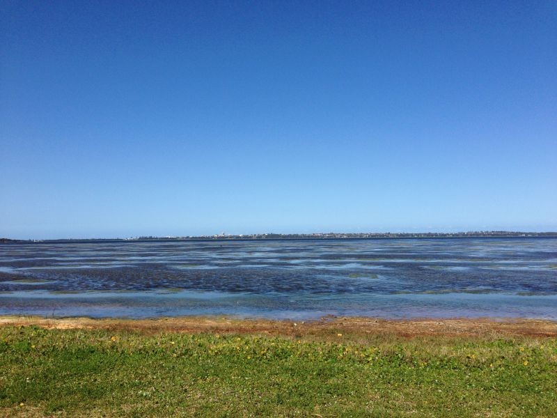 379a Lakedge Ave, Berkeley Vale NSW 2261