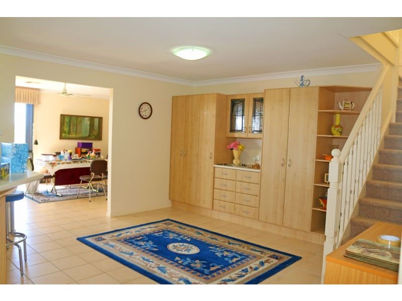 271 Johns Road, Wadalba NSW 2259