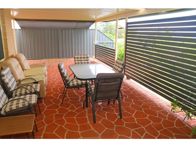 271 Johns Road, Wadalba NSW 2259