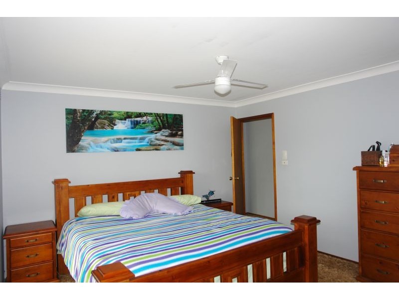 10 Hunter Street, Charmhaven NSW 2263