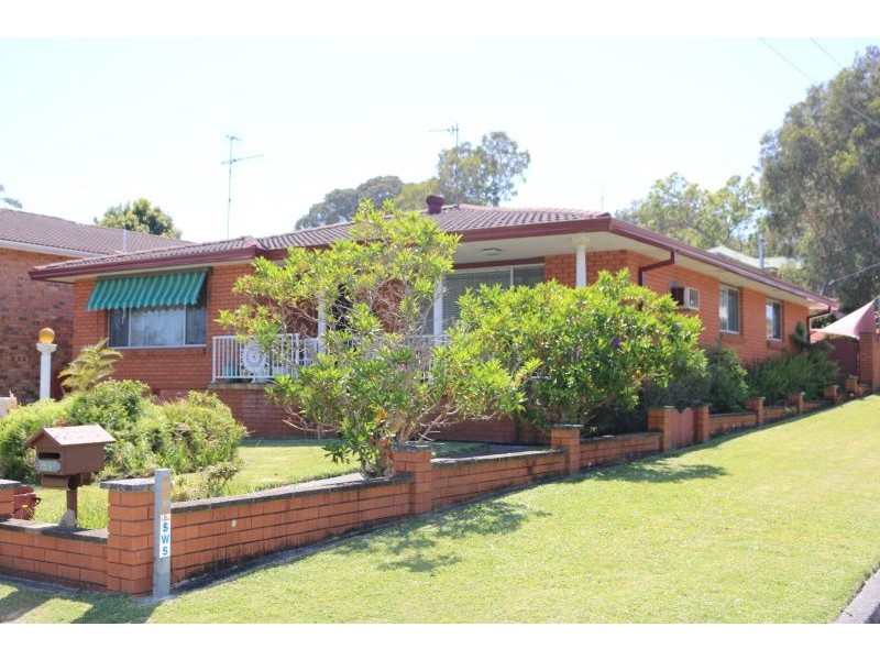51 Leonard Avenue, Toukley NSW 2263
