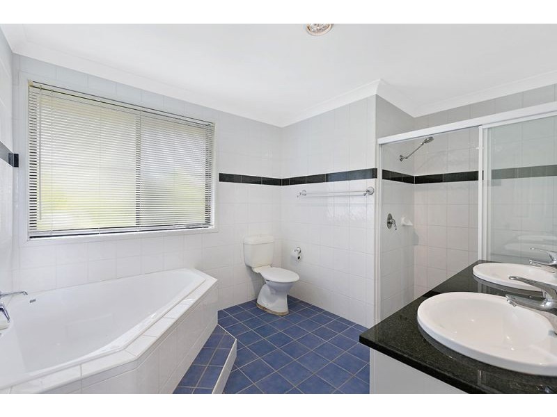 18 Minnamurra Road, Gorokan NSW 2263