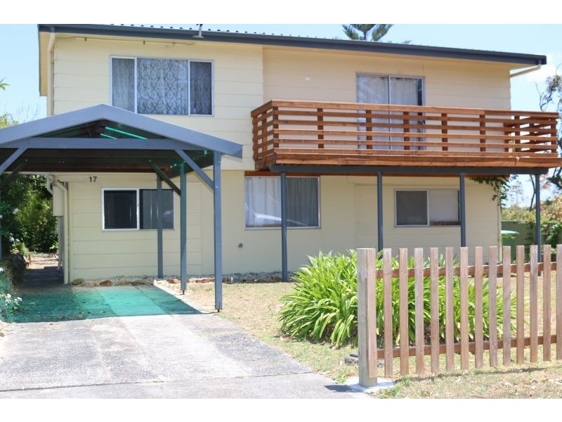 17 Soldiers Point Drive, Norah Head NSW 2263