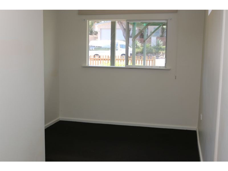 17 Soldiers Point Drive, Norah Head NSW 2263