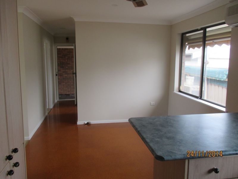 74 Manuka Parade, Gorokan NSW 2263