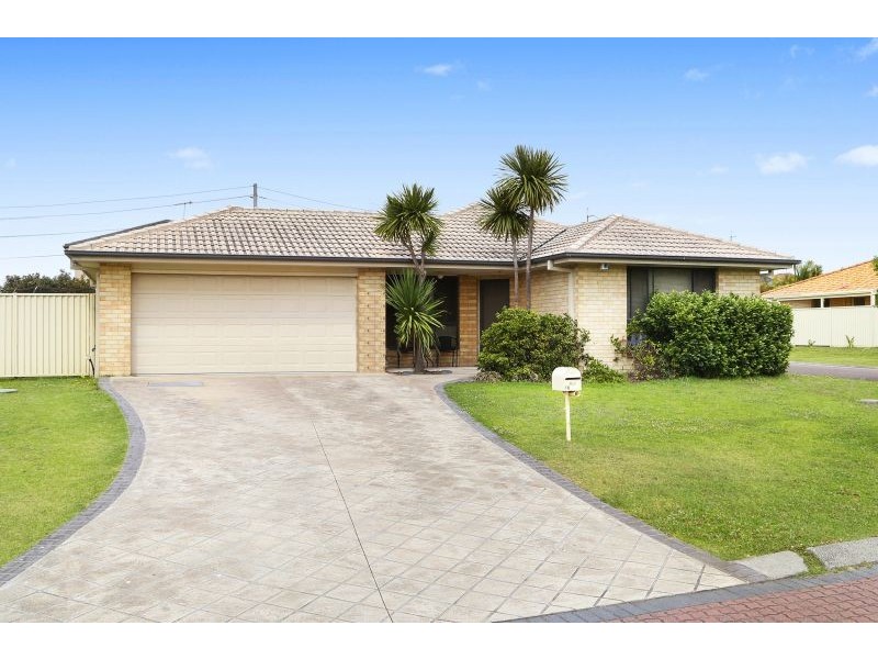 16 Viewfield Crescent, Woongarrah NSW 2259