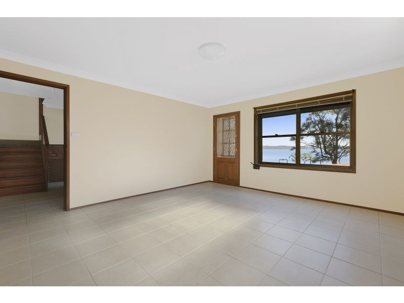 85 Main Road, Toukley NSW 2263