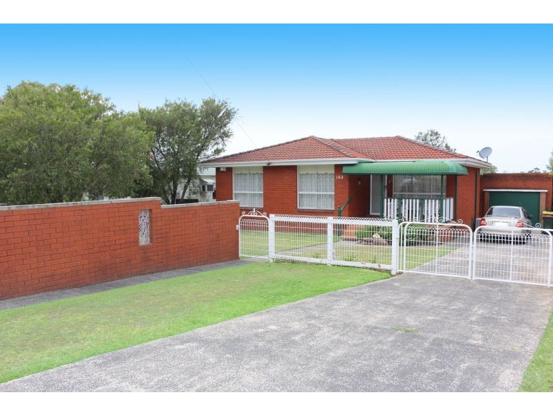 162 Wallarah Road, Gorokan NSW 2263