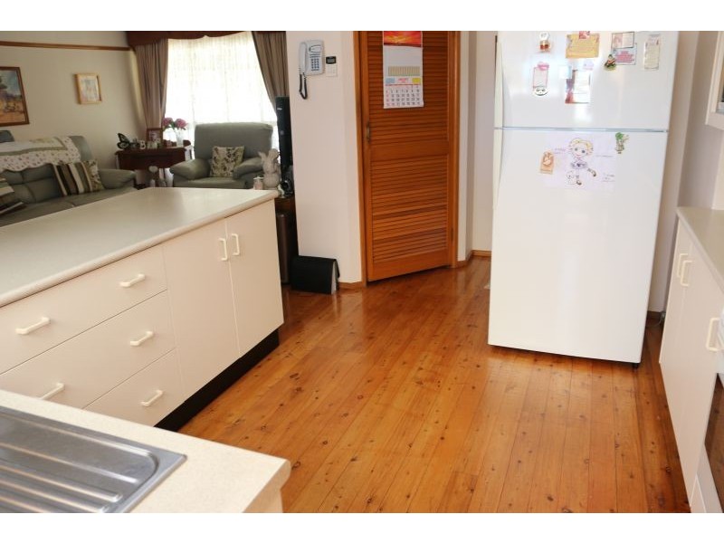 162 Wallarah Road, Gorokan NSW 2263