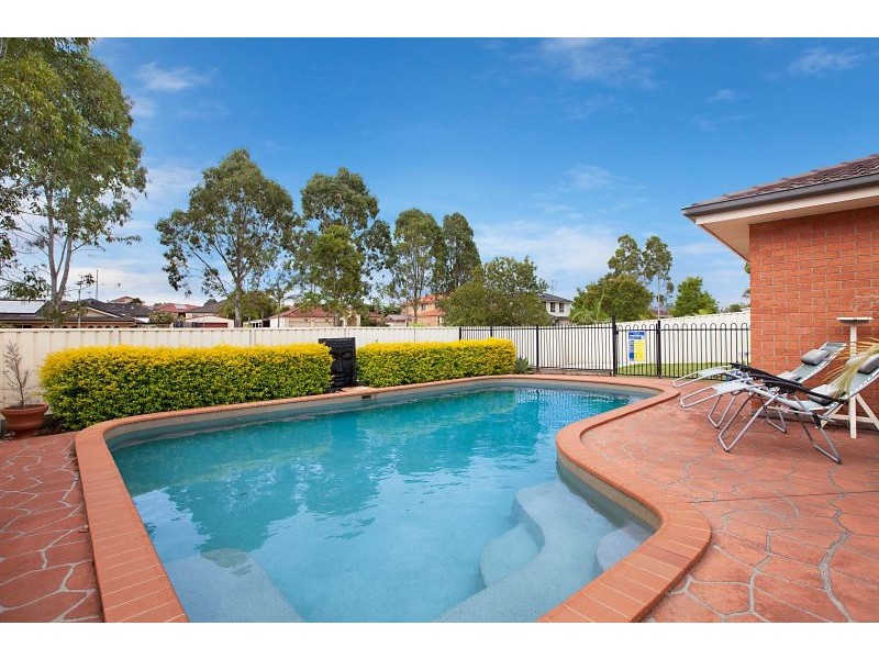 12 Highcliff Close, Woongarrah NSW 2259