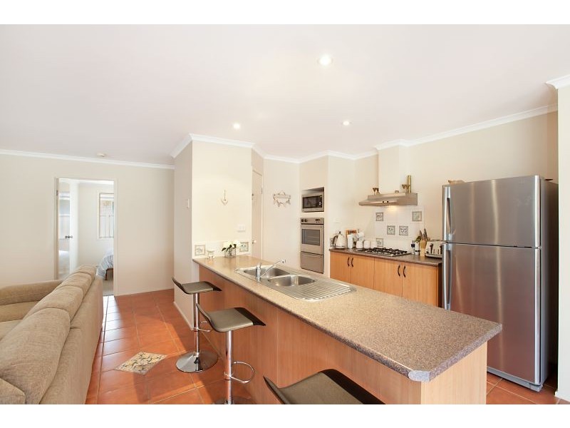 12 Highcliff Close, Woongarrah NSW 2259