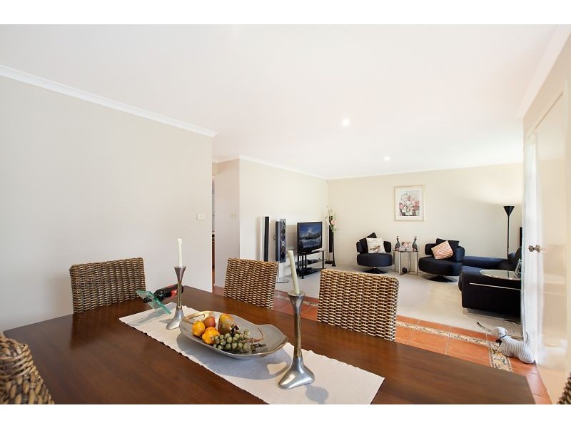 12 Highcliff Close, Woongarrah NSW 2259