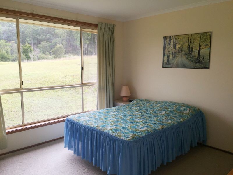 18 Toepfers Road, Wyee NSW 2259