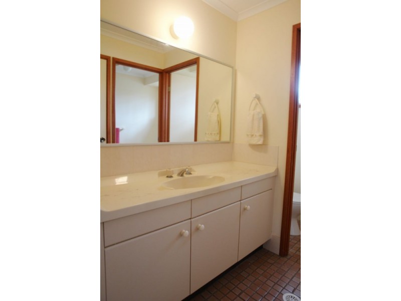 18 Toepfers Road, Wyee NSW 2259