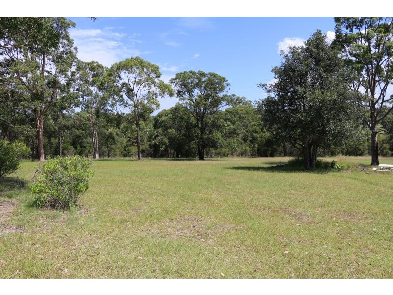 18 Toepfers Road, Wyee NSW 2259