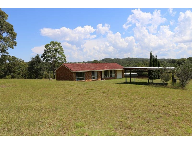 18 Toepfers Road, Wyee NSW 2259