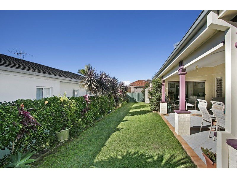 7 Avondale Drive, Kanwal NSW 2259