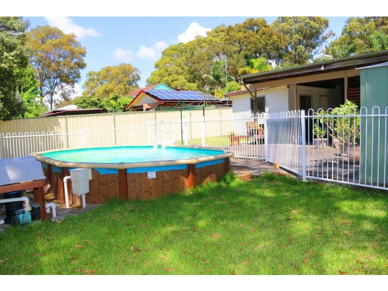 111 Pacific Highway, Charmhaven NSW 2263