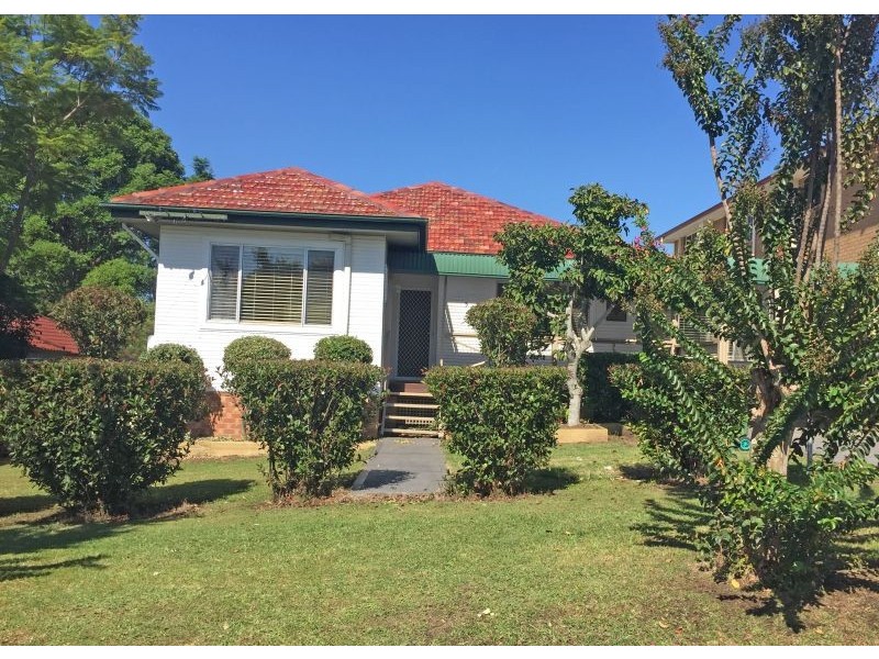 5 Crystal Crescent, Wyong NSW 2259