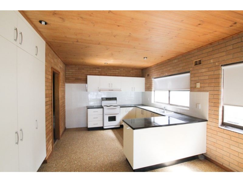 75 Malvina Parade, Lake Haven NSW 2263