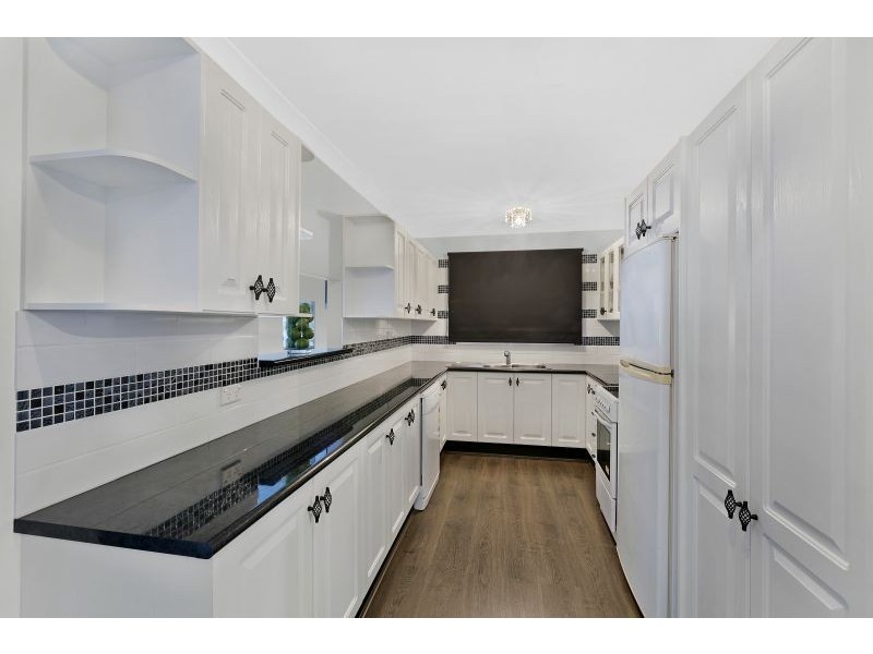 61 Arlington Rd, Gorokan NSW 2263