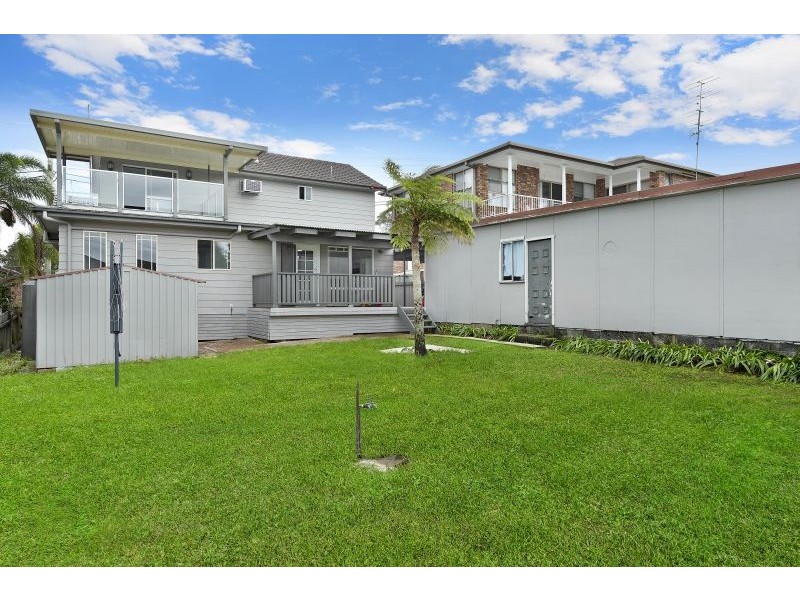 61 Arlington Rd, Gorokan NSW 2263