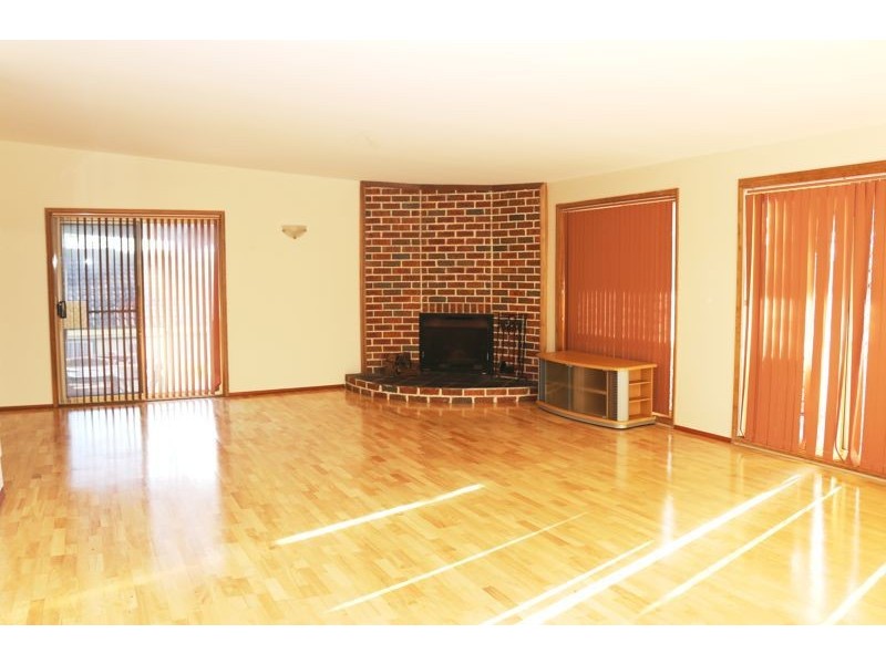 7 Ninian Close, Watanobbi NSW 2259