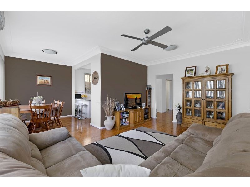 27 Second Avenue, Toukley NSW 2263