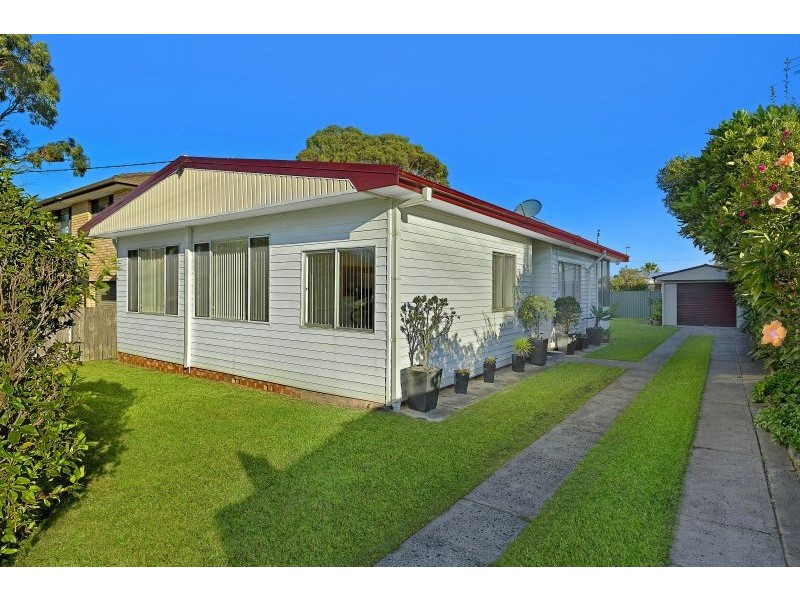 27 Second Avenue, Toukley NSW 2263