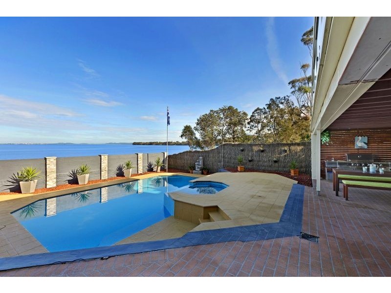 84 Marks Road, Gorokan NSW 2263