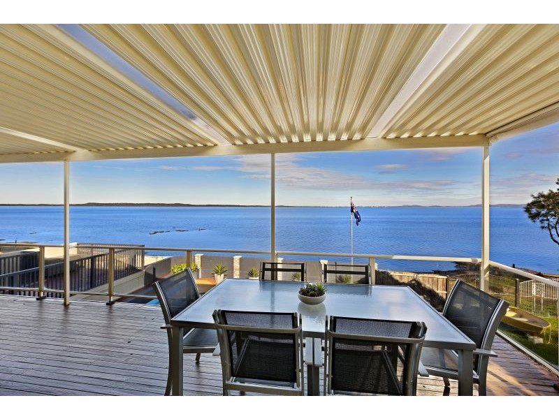 84 Marks Road, Gorokan NSW 2263