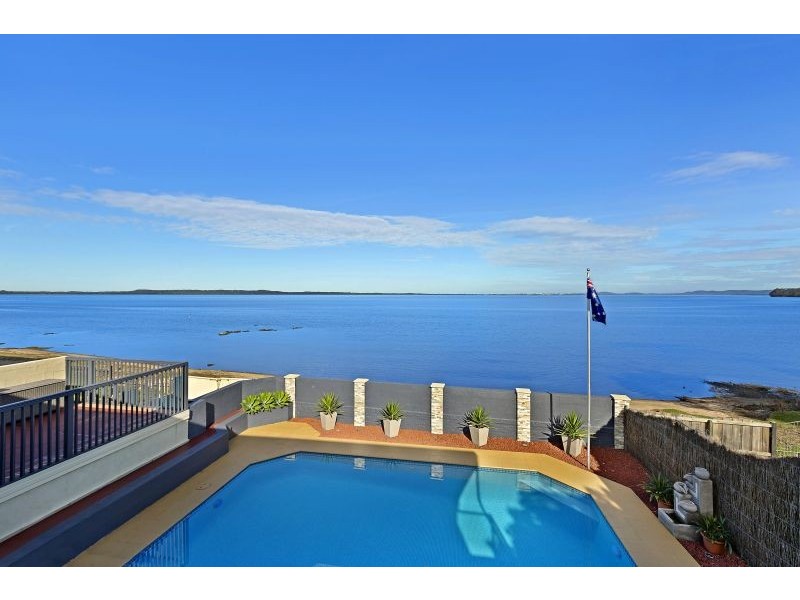 84 Marks Road, Gorokan NSW 2263