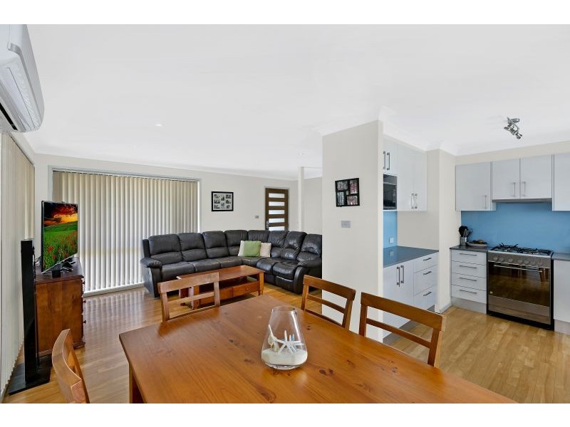 40 Ourringo Avenue, Lake Haven NSW 2263