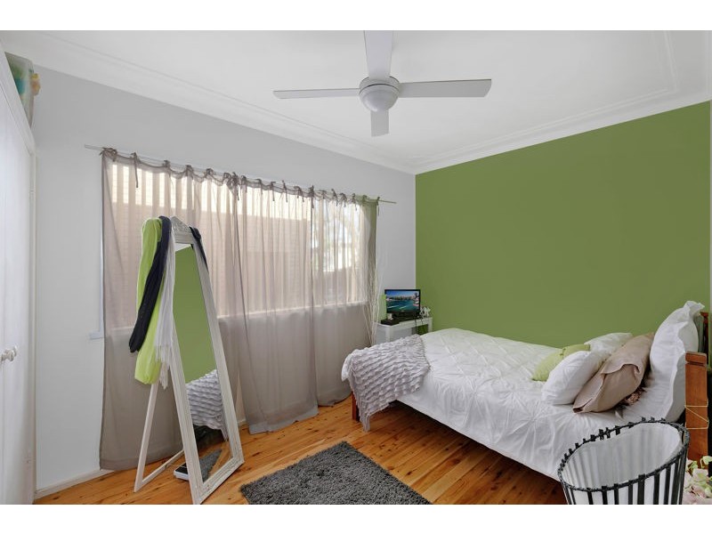 27 Second Avenue, Toukley NSW 2263