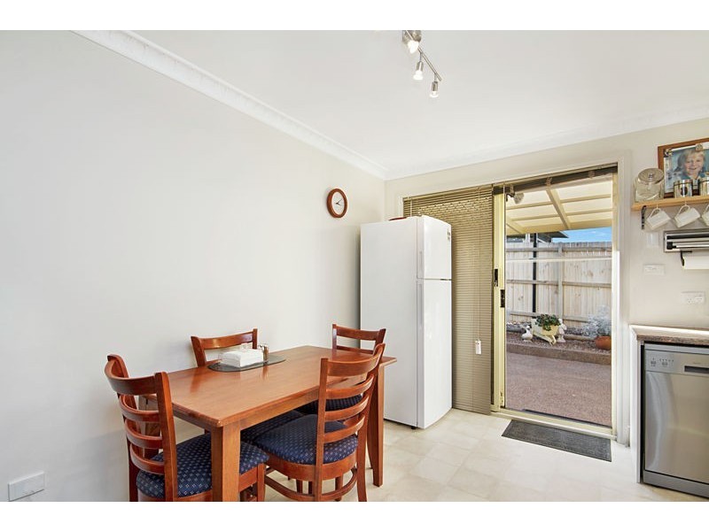 6/4 Beryl Street, Gorokan NSW 2263