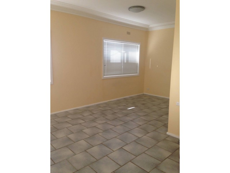 2 Hope Street, Wyong NSW 2259