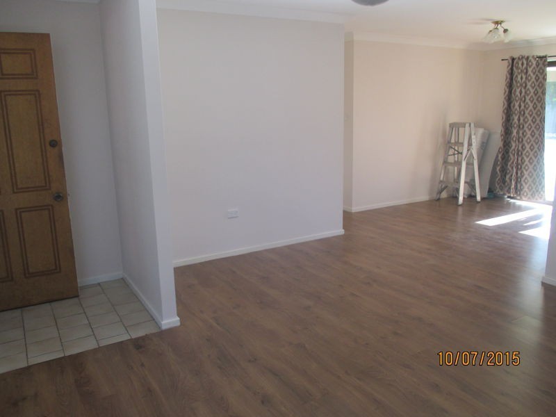 102 Griffiths Street, Mannering Park NSW 2259